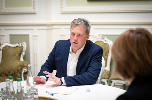 Юлія Свириденко зустрілася з Деніелом Дрісколлом