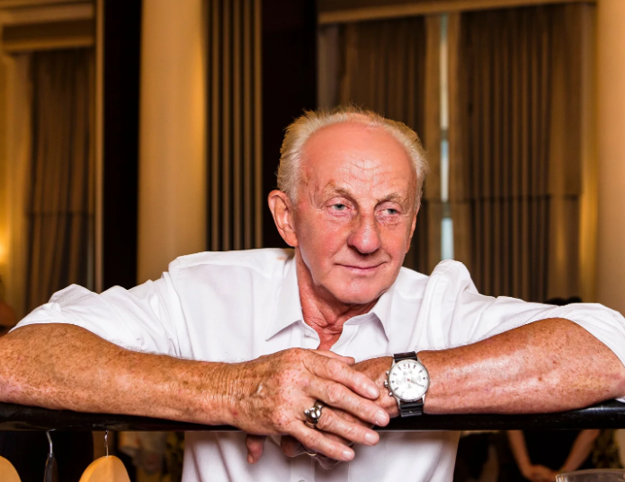 Помер ірландський дизайнер Пол Костелло – персональний стиліст принцеси Діани 