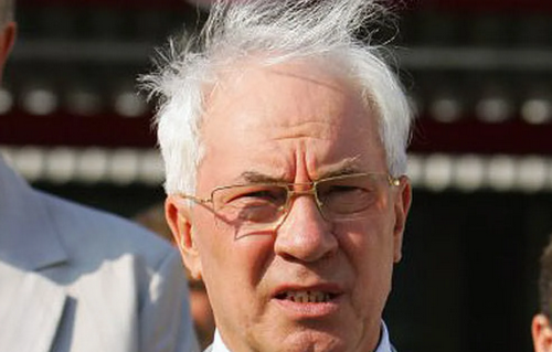 Експрем'єру Азарову заочно дали 15 років тюрми Експрем'єру Азарову заочно дали 15 років тюрми