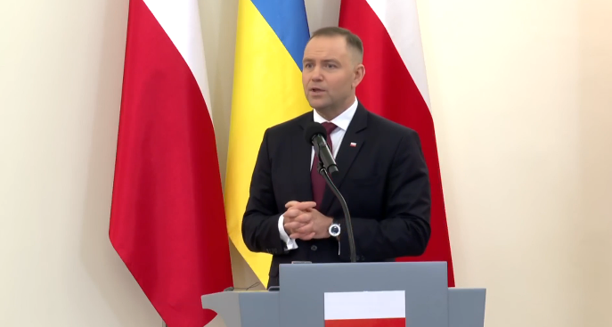 Врегулювання проблеми ексгумацій завадить РФ розділяти Україну і Польщу, - Навроцький