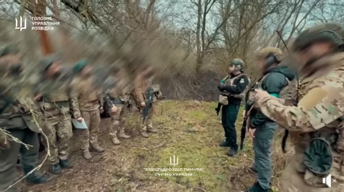 Кирило Буданов прибув на передові позиції до бійців "Спецпідрозділу Тимура". ВІДЕО