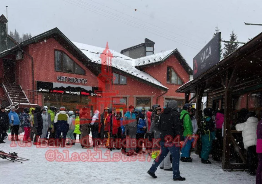 У Буковелі стартував гірськолижний сезон: які ціни та чи багато відпочиваючих