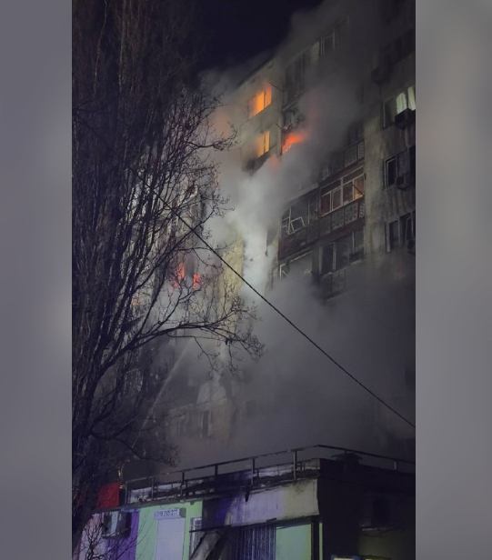 Ворог вчергове атакував Одесу: серед постраждалих є діти 