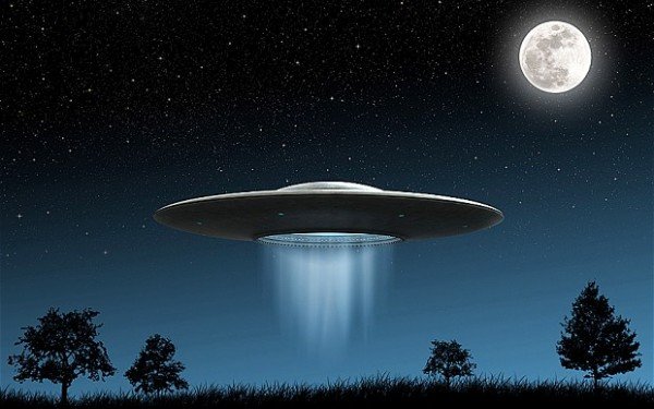 Daily Mail: Сенатор Марко Рубио призвал США отнестись к сообщениям об НЛО всерьез