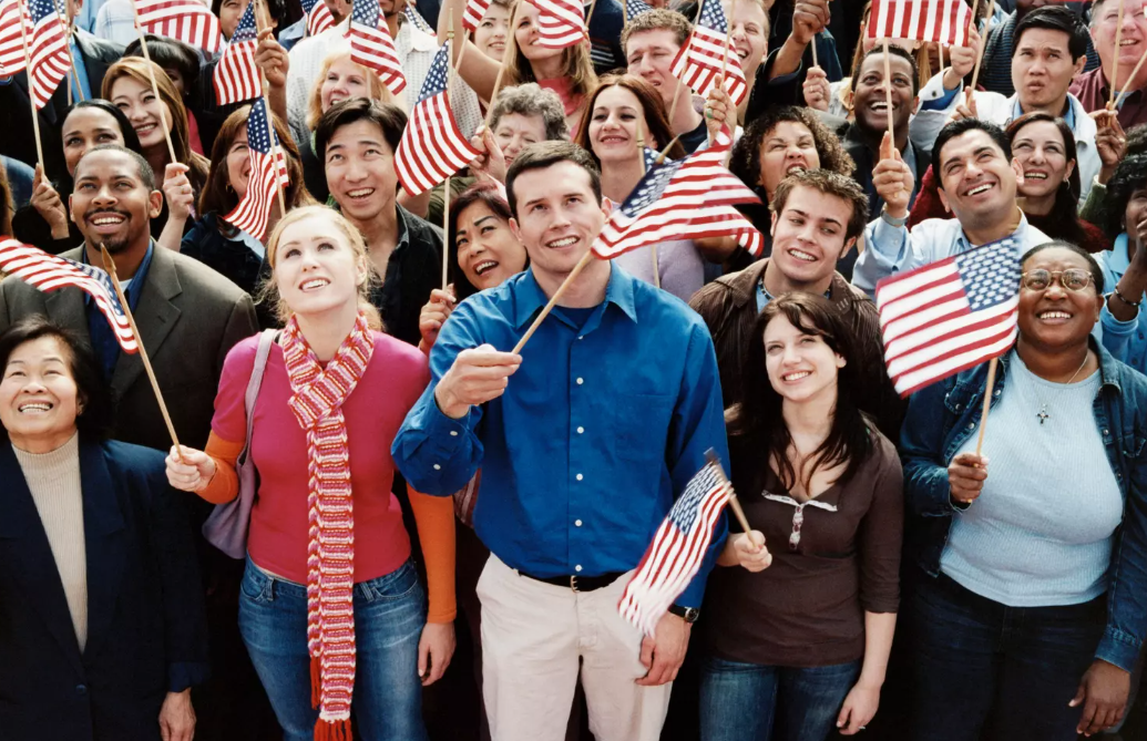 Майже половина американців не підтримують зусилля Трампа щодо війни в Україні