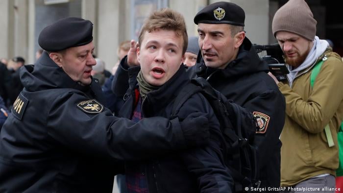 Александр Кочетков: Батька взял заложника и готов к торгам