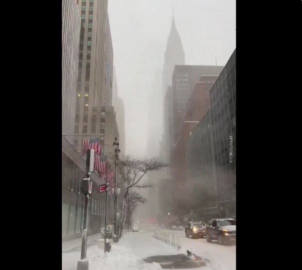 Зимовий шторм у США: понад 1 млн споживачів без світла, скасовано більш як 10 тисяч авіарейсів