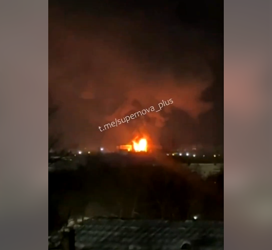 СБУ уразила дронами нафтобазу у російській Псковській області, - ЗМІ