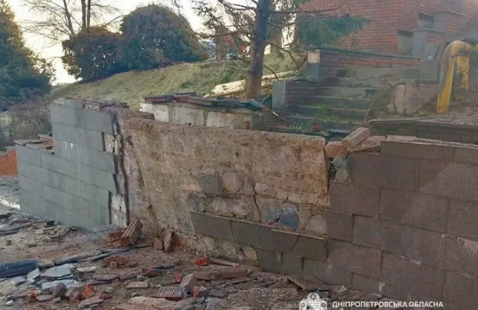 У Дніпрі "Шахед" впав за кілька метрів від будинку міського голови Філатова