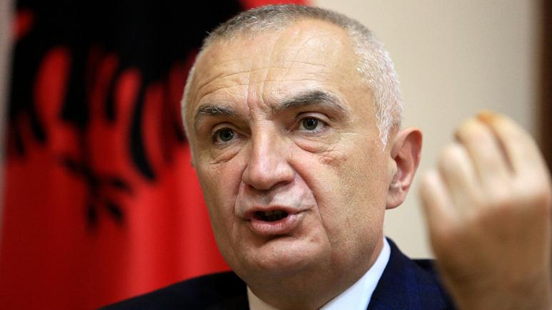Президенту Албании объявили импичмент