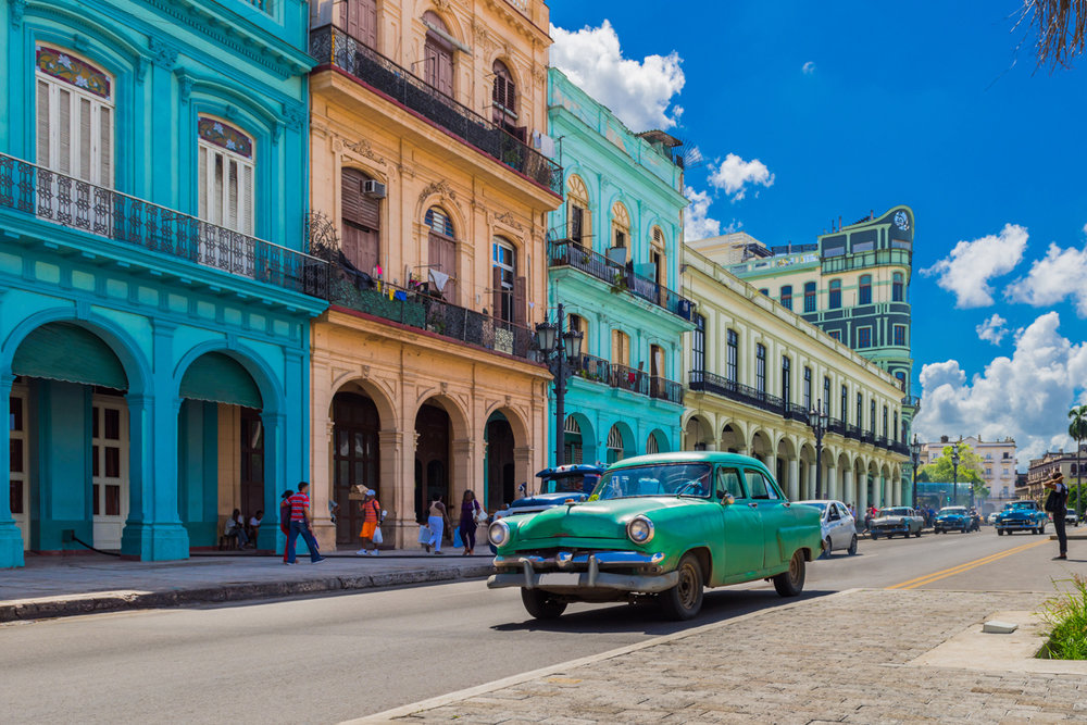 Банки Кубы перестанут принимать доллары США