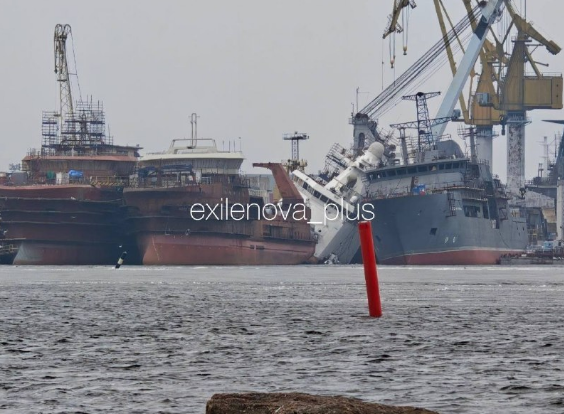 У російському Виборгу під атакою дронів опинився суднобудівний завод: пошкоджено криголам