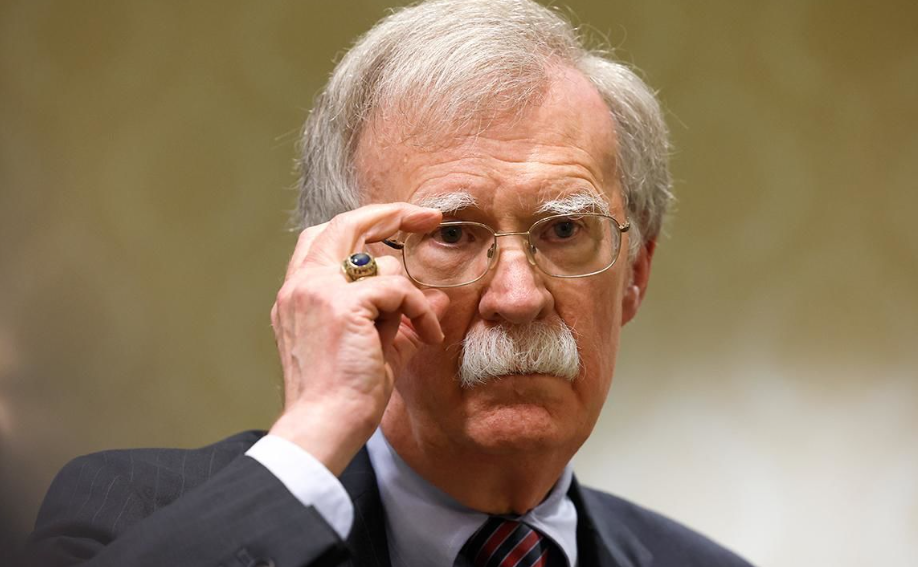 Після втрати літаків Трамп перейшов в "режим паніки", - ексрадник президента США