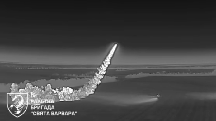 Минулої ночі ракети F-5 Flamingo вдарили по декількох цілях ворога, зокрема по обʼєктах ВПК у Чебоксарах, - Зеленський 