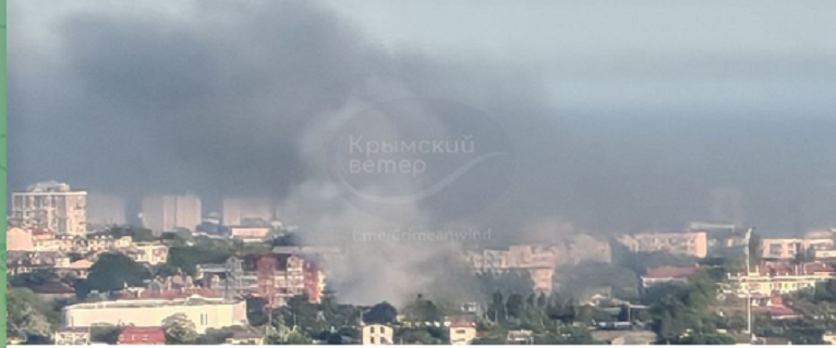 У Криму пролунали гучні вибухи: ймовірно, під атакою був штаб Чорноморського флоту РФ – Кримський вітер У Криму пролунали гучні вибухи: ймовірно, під атакою був штаб Чорноморського флоту РФ – Кримський вітер