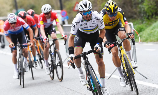 Знову під своїм прапором: UCI ухвалив резонансне рішення щодо повернення Білорусі та РФ у світовий велоспорт