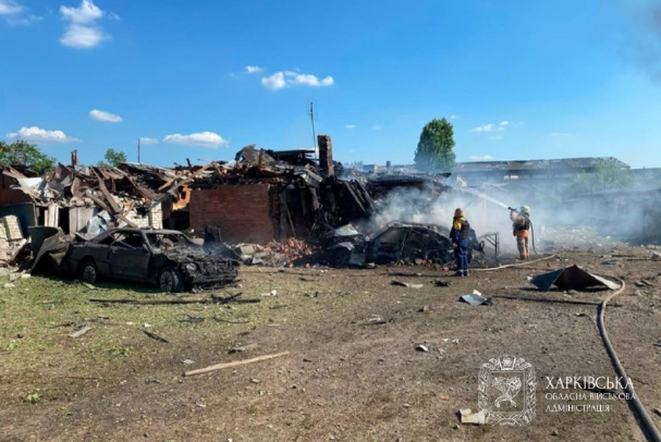 Росіяни вдарили КАБами по Харкову, одна людина загинула, 24 - постраждали Росіяни вдарили КАБами по Харкову, одна людина загинула, 24 - постраждали
