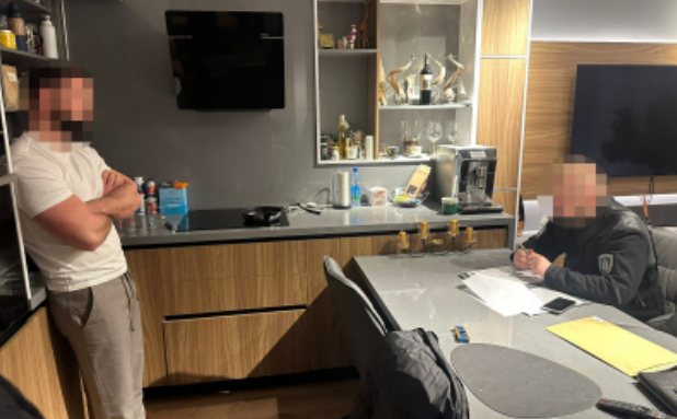 Гнилі продукти для військових, мільйонні "відкати" та апартаменти на Балі: ДБР завершило розслідування щодо начпрода з Дніпропетровщини