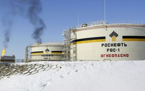 РФ повторює долю Ірану: США приготували нафтове ембарго, російські олігархи бунтують
