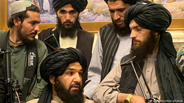 Талибы захватили биометрические устройства, которые могут раскрыть сотрудничавших с США афганцев