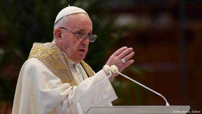 Папа Римський може відректися від Святого престолу