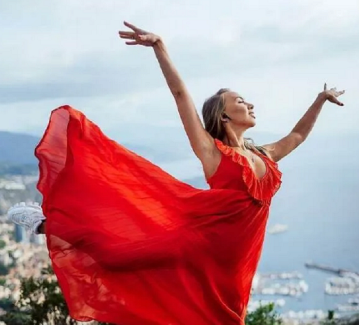 Росіянка нахабно назвала себе українкою, щоб пройти кастинг в "Танцях з зірками" у Франції