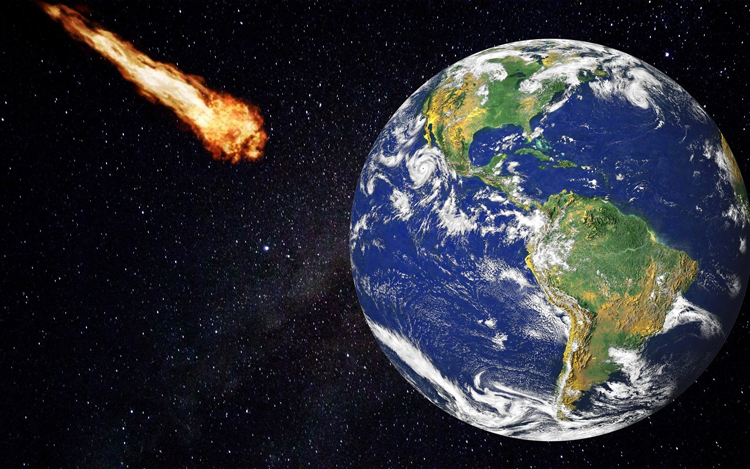 К Земле летит астероид размером с Родину-мать. Насколько он опасен?