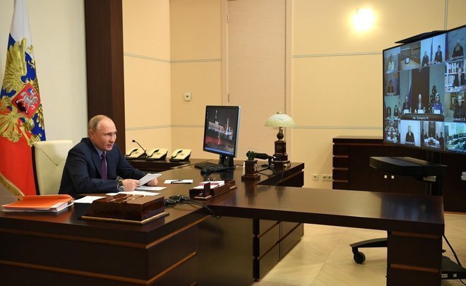 Благодаря COVID-19 Путин стал почти "невидимым" – The Economist
