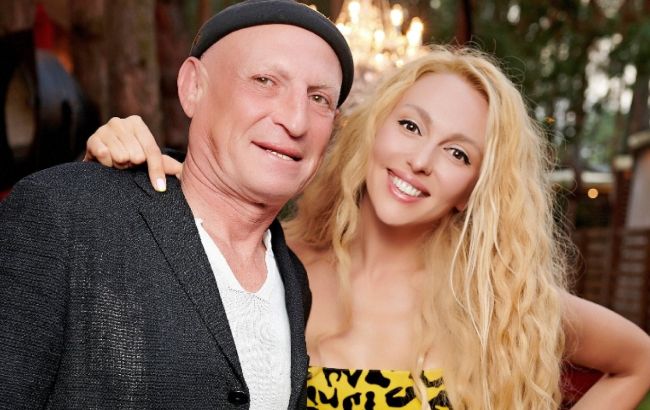 Чоловік Олі Полякової відверто розповів про ревнощі та кризи у шлюбі з артисткою