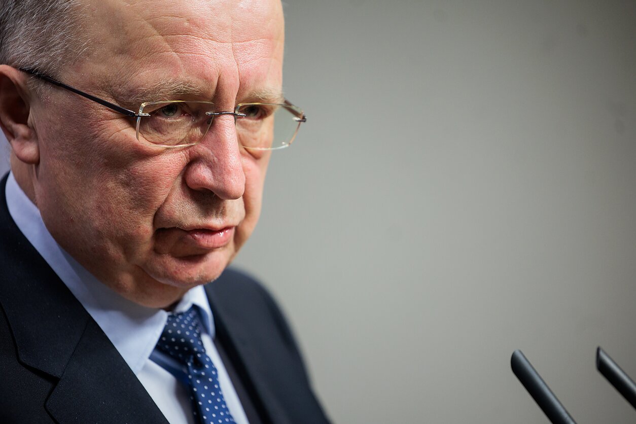 Єврокомісар закликав до створення Європейського оборонного союзу