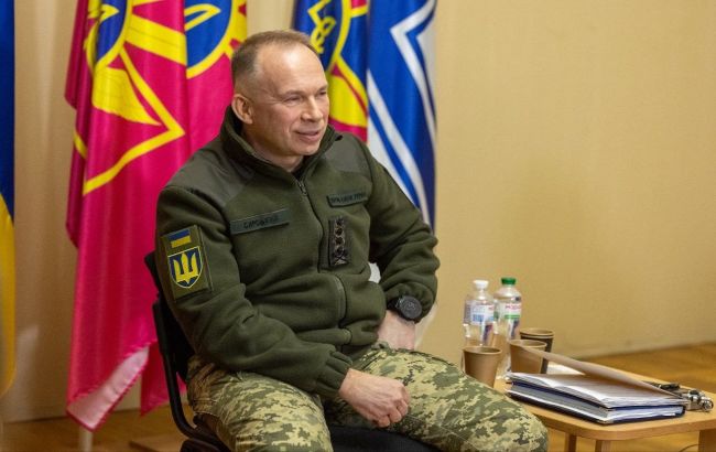 Сирський заявив, що ЗСУ у 2025 році провели три наступальні операції, дві з них — на території РФ