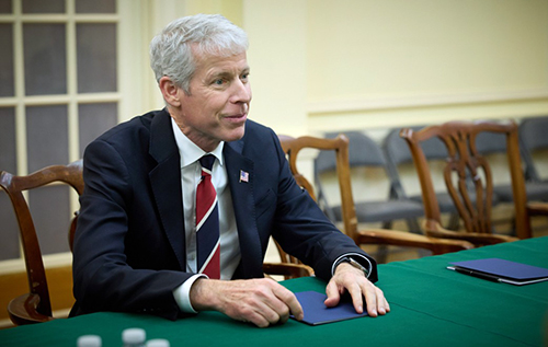 У США заявили про готовність продавати Китаю більше нафти і природного газу У США заявили про готовність продавати Китаю більше нафти і природного газу