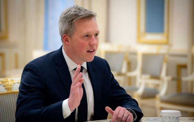 Міністр США Дрісколл лякав європейців ракетами РФ, просуваючи "мирний план", – NYT