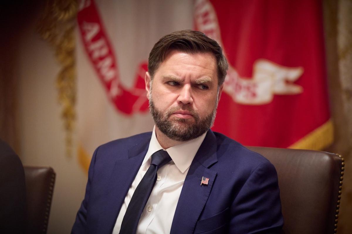 Венс назвав кілька причин, чому Трампу потрібна Гренландія