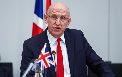 У Британії обіцяють подвоїти зусилля, щоб "закрутити гайки" Путіну