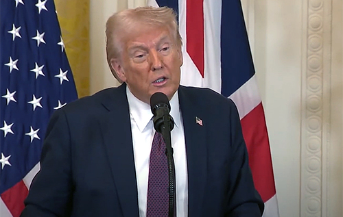 Трамп назвав іноземні фільми загрозою безпеці США і хоче запровадити на них 100% мито