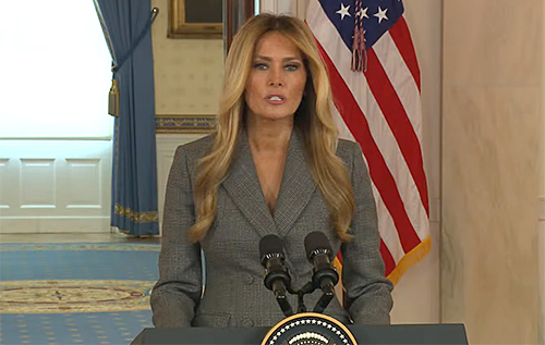"Продовжуватимемо без вагань підтримувати мою бездоганну репутацію": Меланія Трамп відкинула звинувачення у зв’язках з Епштейном