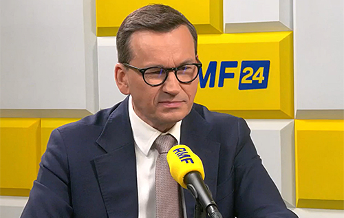 Експрем’єр Польщі про рішення щодо "Героїв УПА": "Українці встромили нам палець в око"