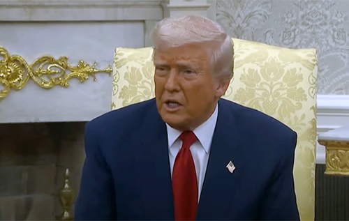 Трамп заявив про готовність надати нову партію зброї для України: "Вони повинні мати змогу захищатися"