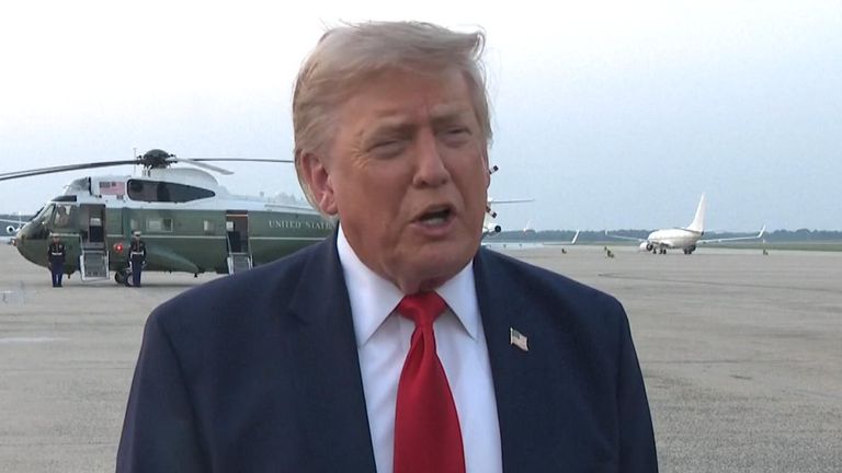 Трамп: США "дуже сильно" вдарили по Ірану "на честь" загиблих військових