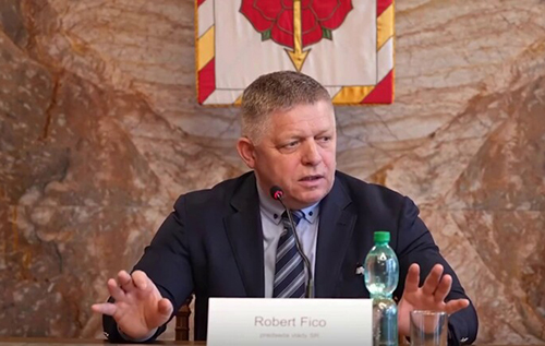 Фіцо заявив, що ціни на нафту залежать від того, як спить Трамп