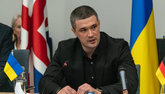 Головнокомандувача варто обирати за результатами роботи командирів на фронті - Федоров