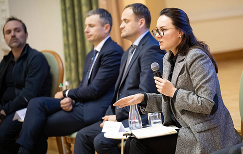 "Це кошти платників податків": прем'єрка розкрила деталі трьох нових програм зимової підтримки для українців