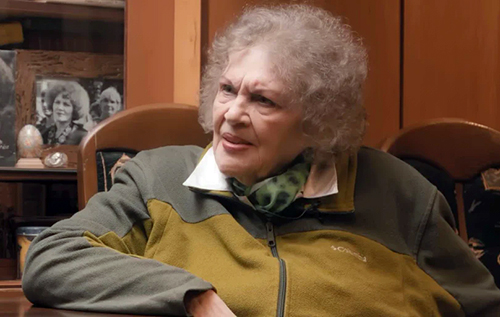 Відмовилась від Героя України та конфліктувала із Забужко: маловідомі факти про Ліну Костенко, котра відзначає 96-й день народження