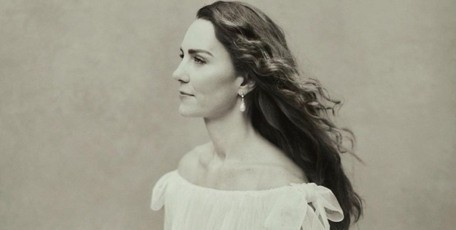 У Букінгемському палаці розкрили сенс чорно-білих фото Кейт Міддлтон до її ювілею