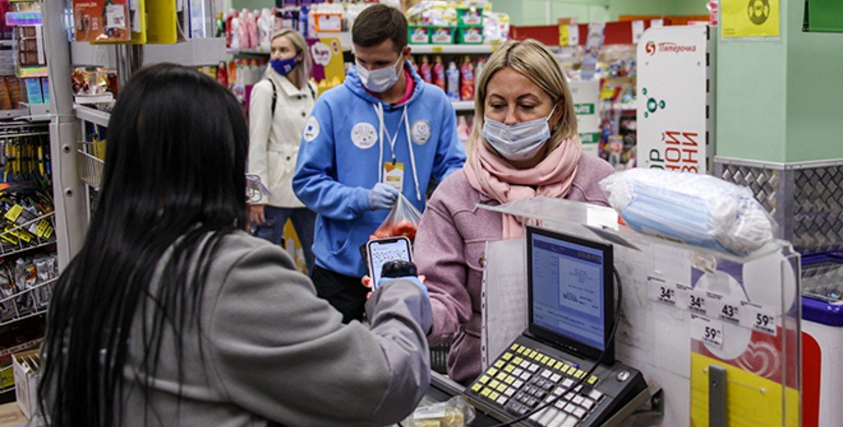 Журналісти з'ясували, чому касири в супермаркетах обраховують клієнтів