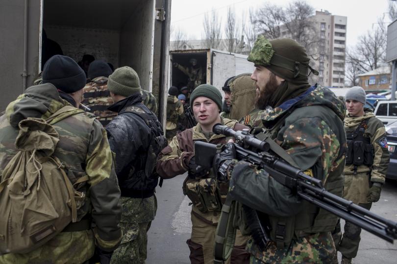 Как в "ДНР" нагревают руки на террористах