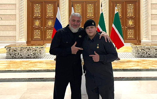 15-річному синові Кадирова, який побив людину, надали звання Героя Чечні