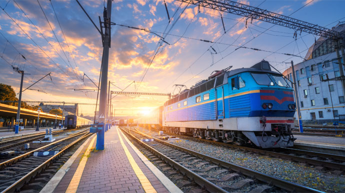 Посилення безпеки: наприкінці серпня "Укрзалізниця" запровадить воєнізовану охорону у потягах