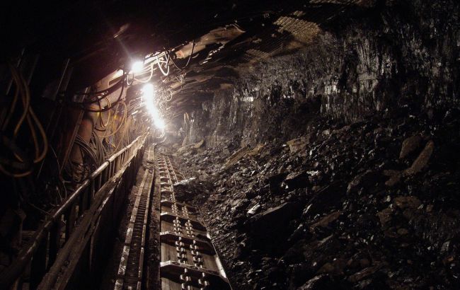 В окупованому Донецьку горить шахта, чотири людини пропали без вісті